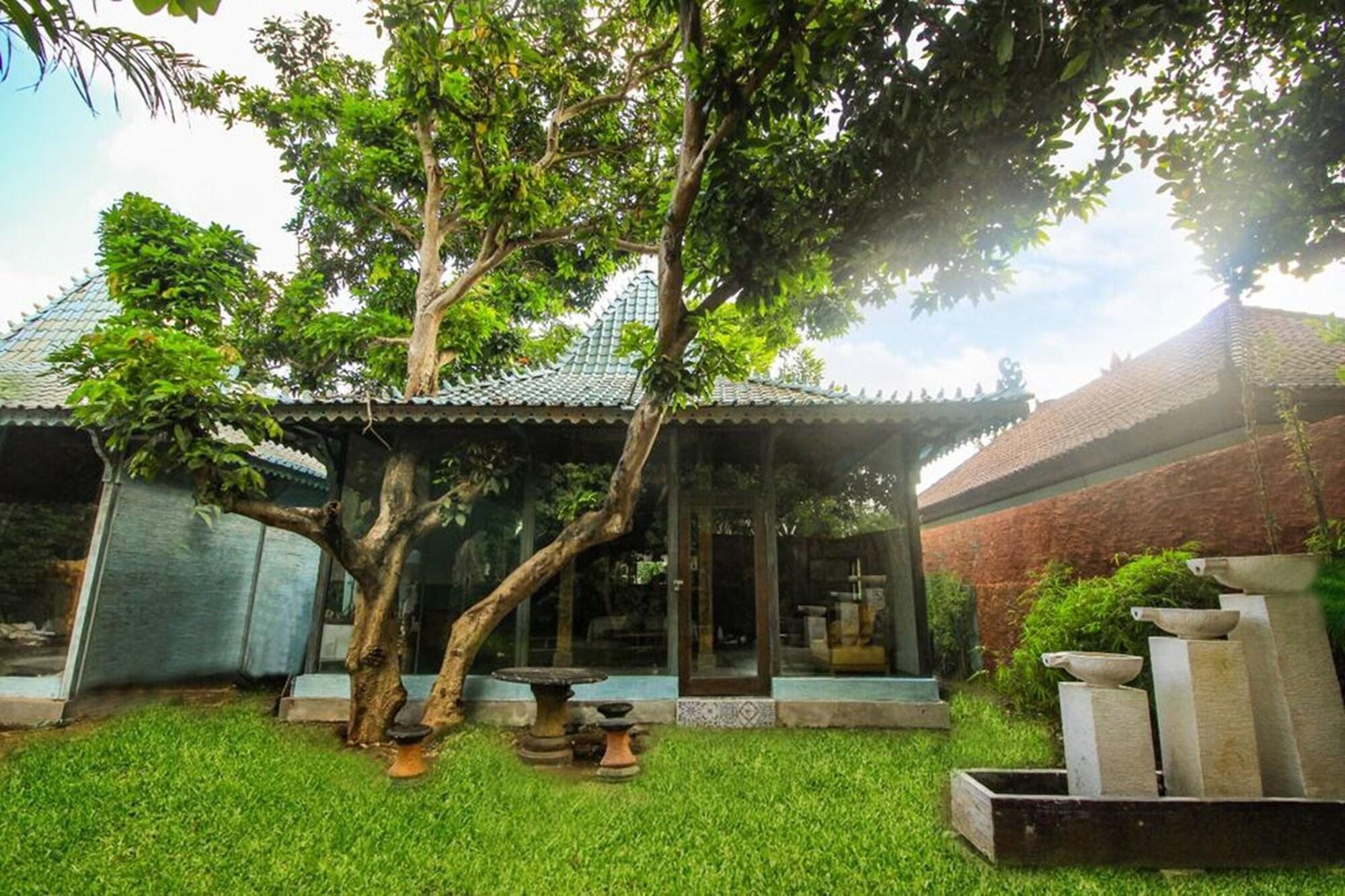 Kupu Kupu Jimbaran Beach Club & Spa By Loccitane Exterior photo