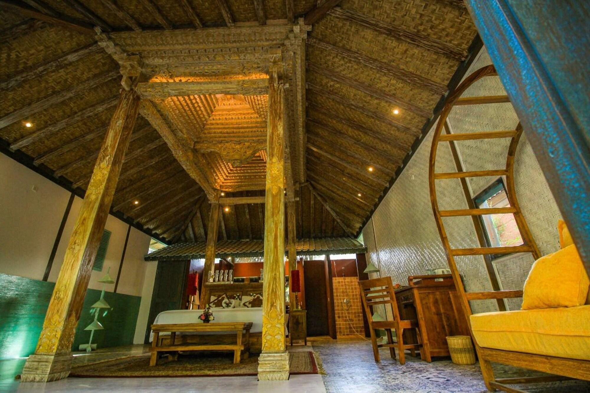 Kupu Kupu Jimbaran Beach Club & Spa By Loccitane Exterior photo