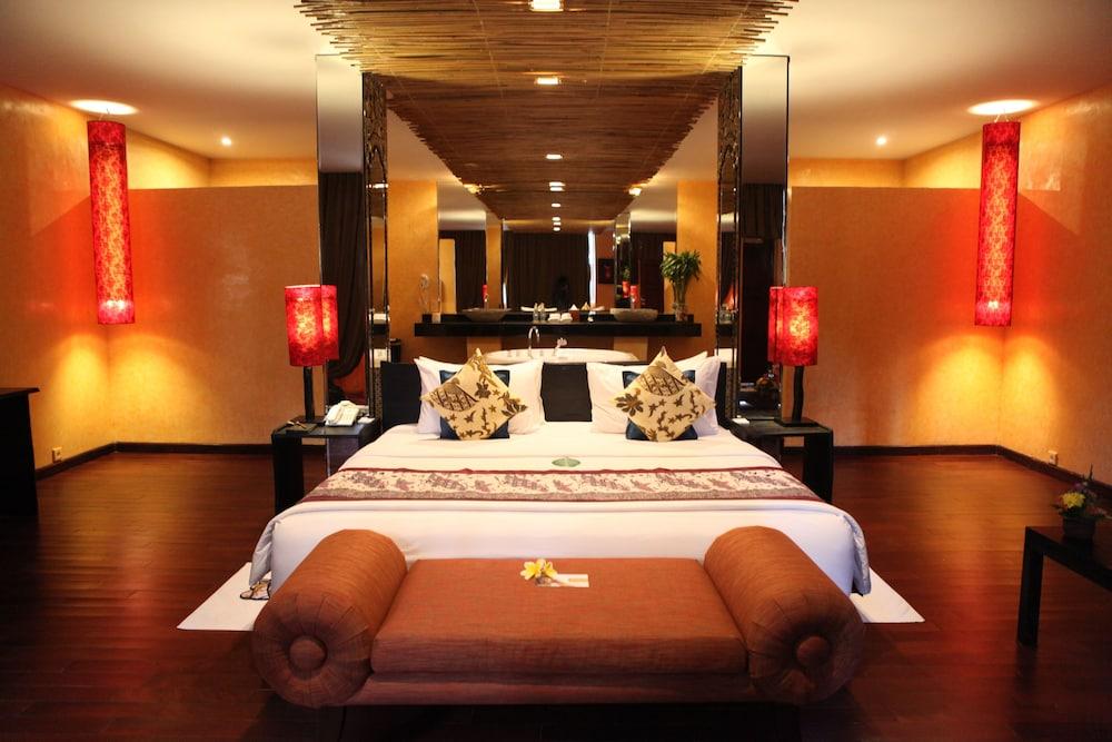Kupu Kupu Jimbaran Beach Club & Spa By Loccitane Exterior photo